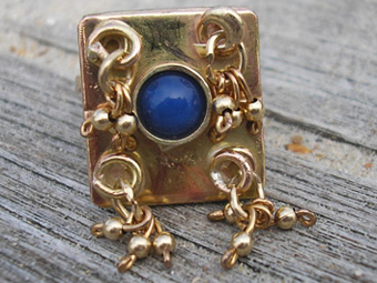 Gold and Lapis Lazuli Ring